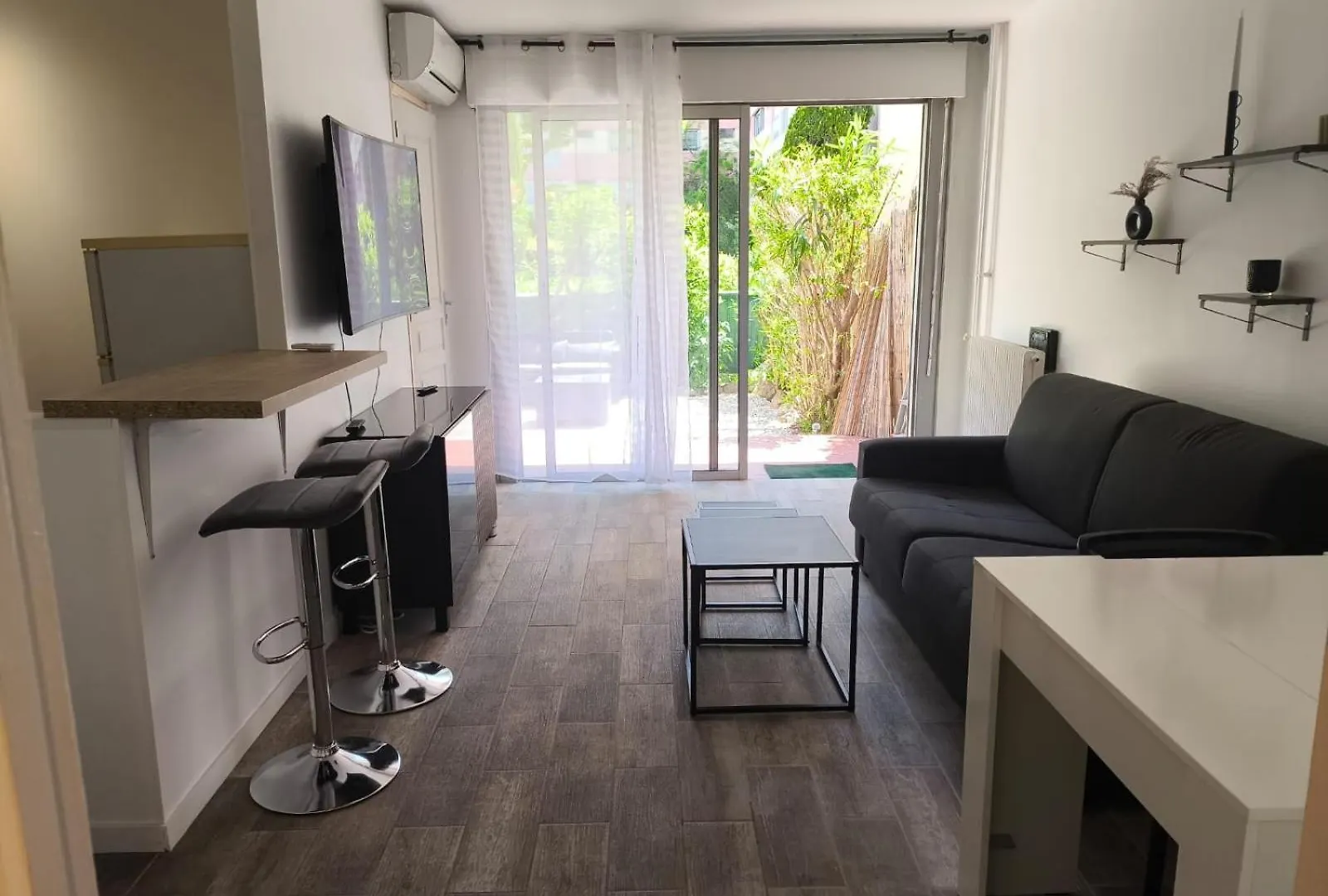 Home2Sea - Piscine, Jardin, Studio Cabine, 5 Couchages Vallauris Γαλλία